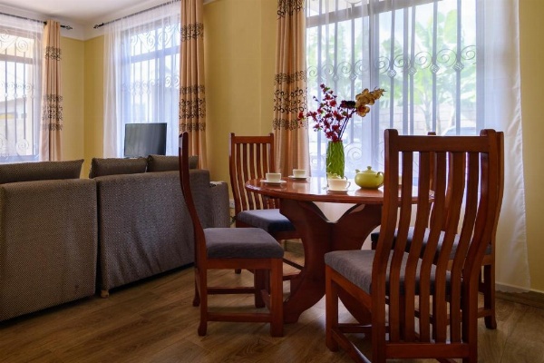 Rayan Apartments & Safaris image 11