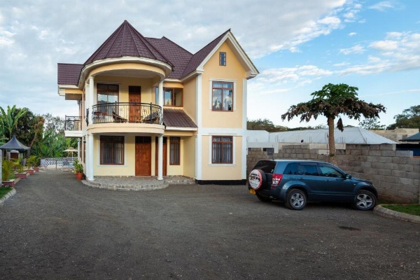 Rayan Apartments & Safaris image 17