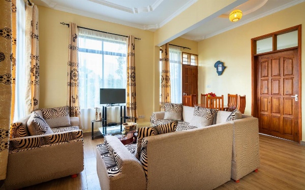 Rayan Apartments & Safaris image 4